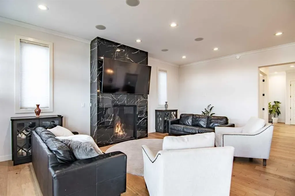 118 Turner Crescent