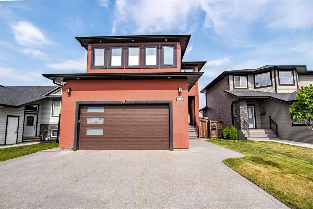 118 Turner Crescent