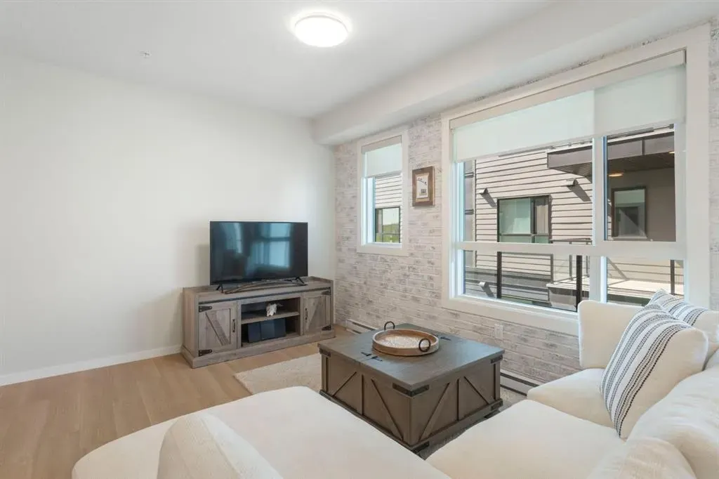42 Cranbrook Gardens SE, #2203