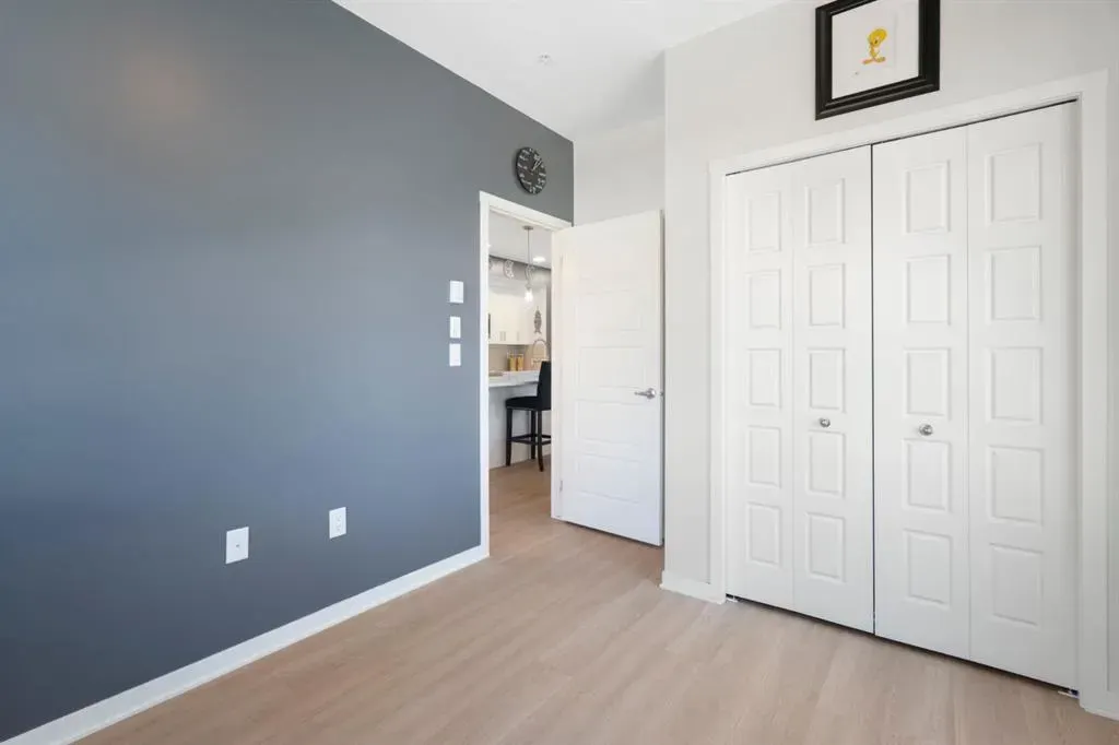 42 Cranbrook Gardens SE, #2203