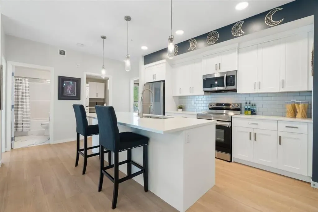 42 Cranbrook Gardens SE, #2203