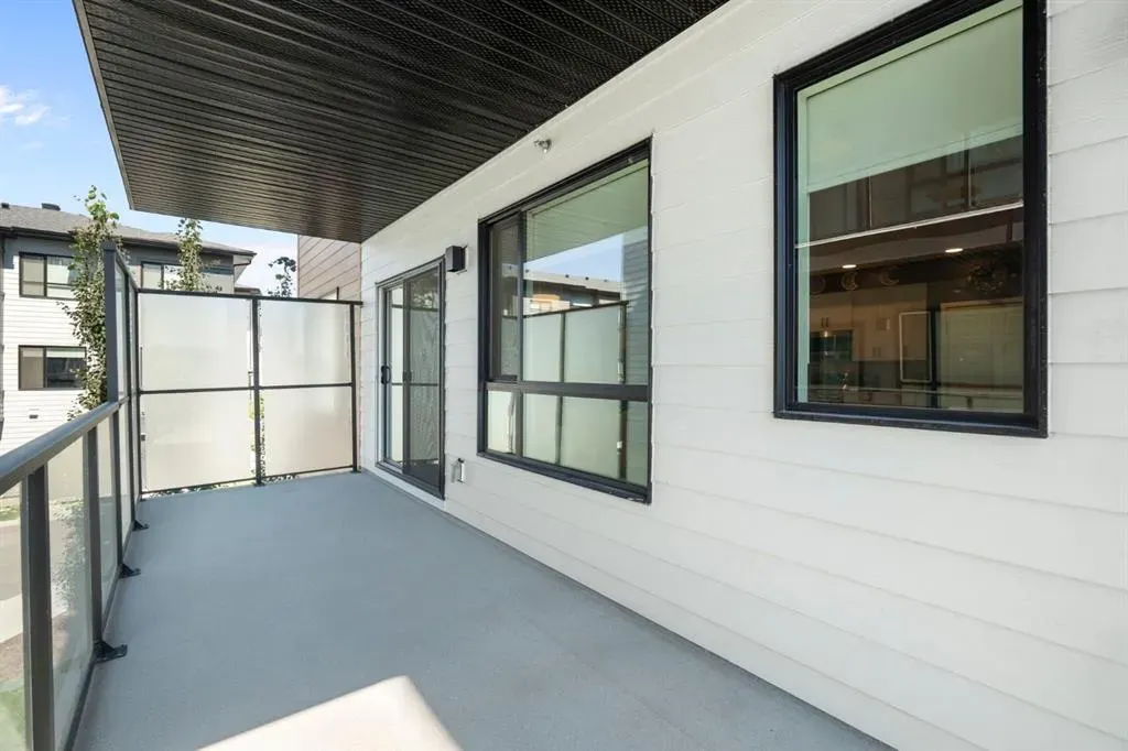 42 Cranbrook Gardens SE, #2203