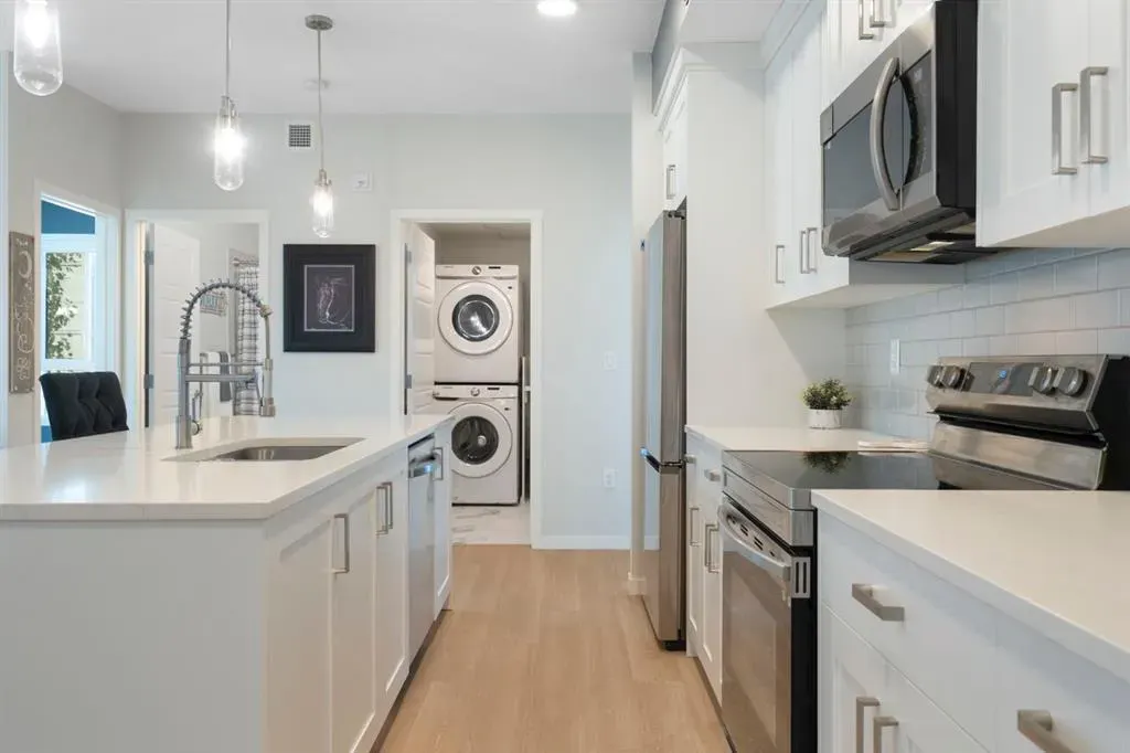 42 Cranbrook Gardens SE, #2203