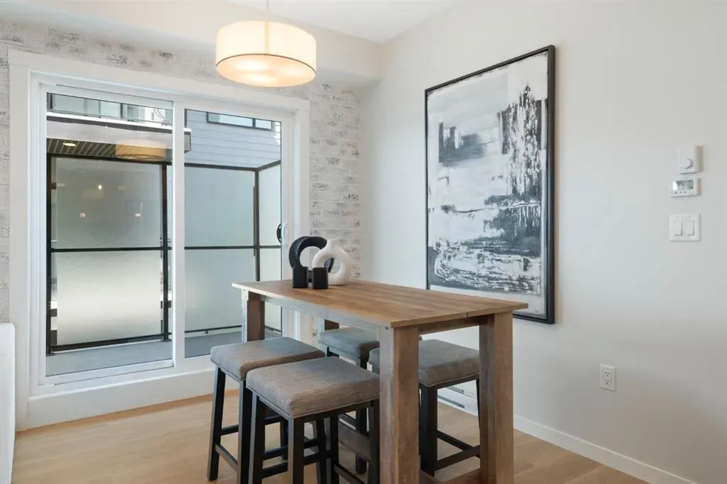 42 Cranbrook Gardens SE, #2203