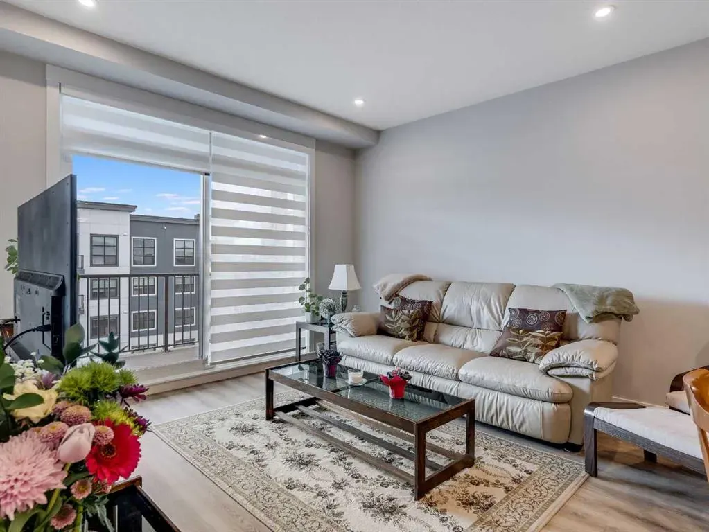 200 Seton Circle SE, #1412