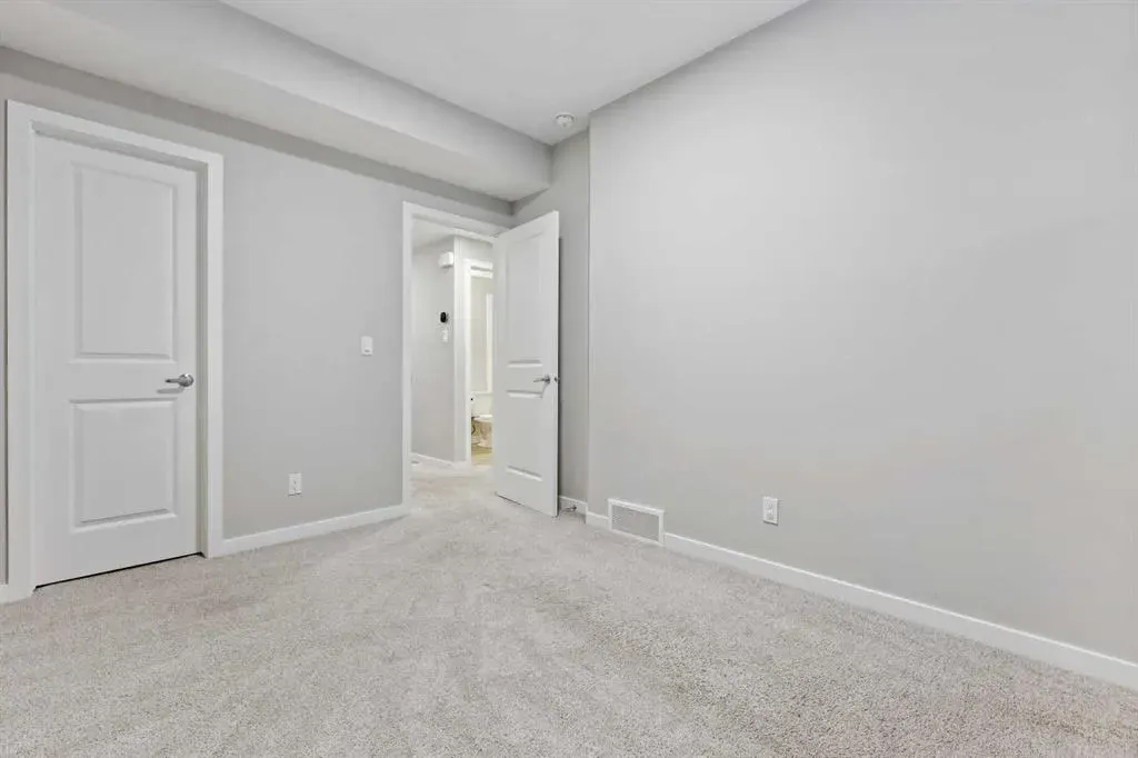 47 Finch Gardens SE