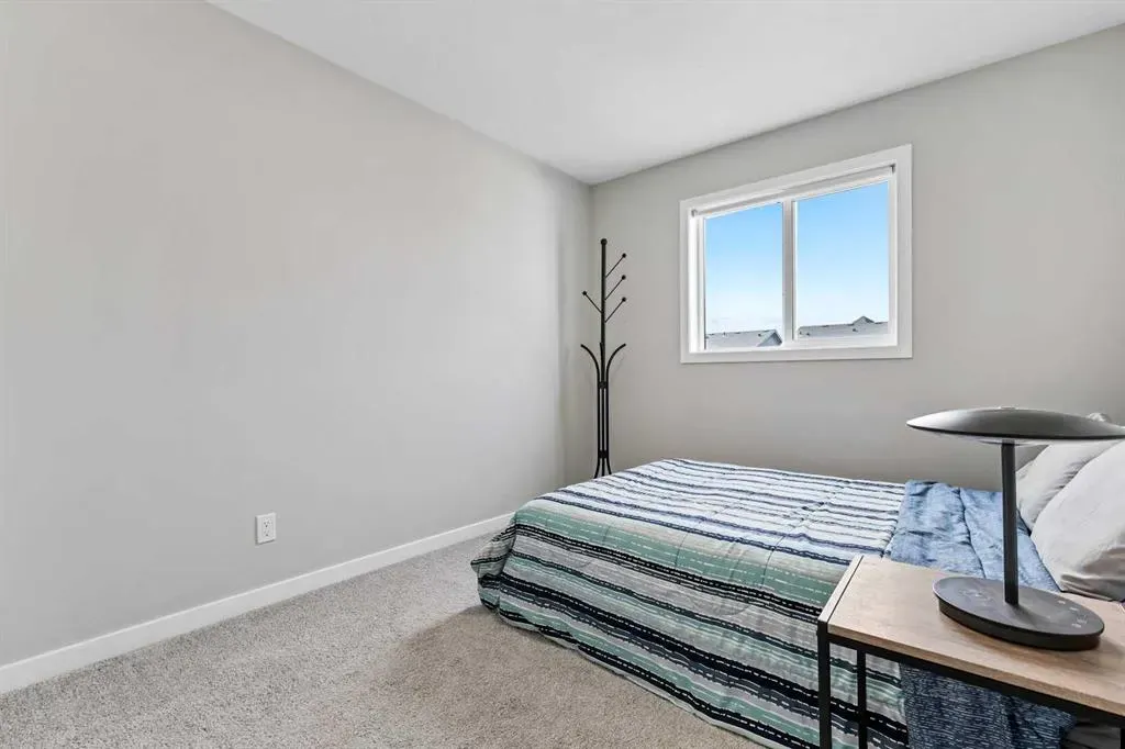 47 Finch Gardens SE