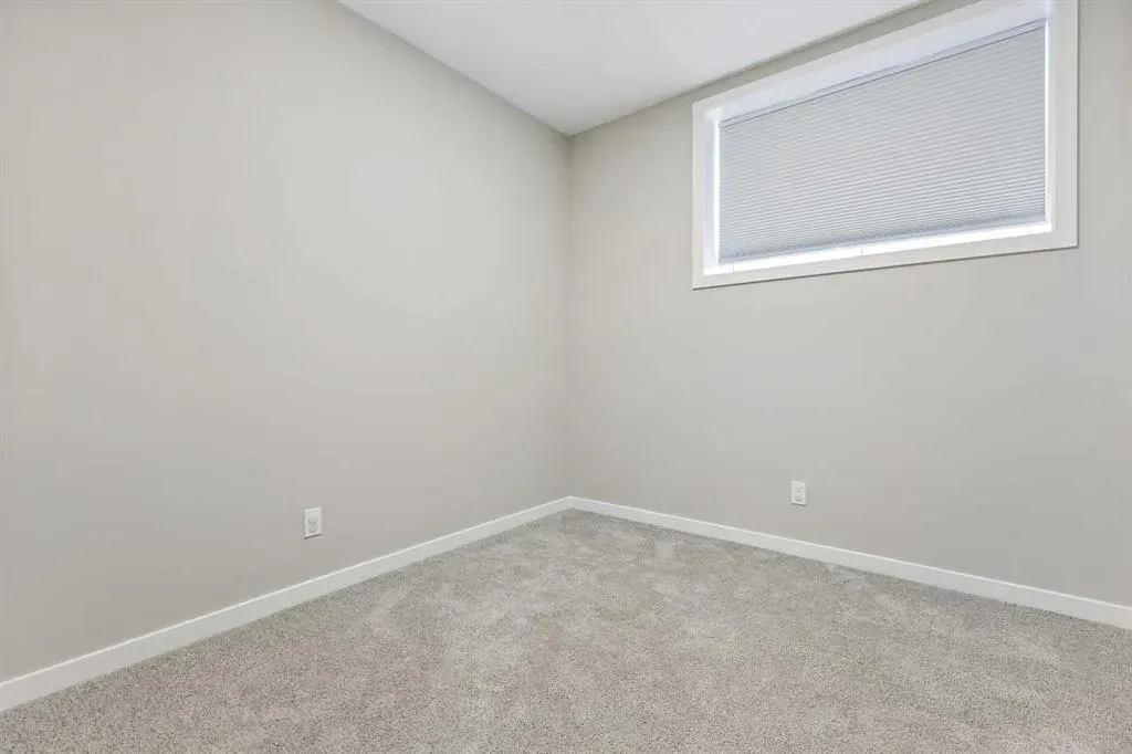 47 Finch Gardens SE