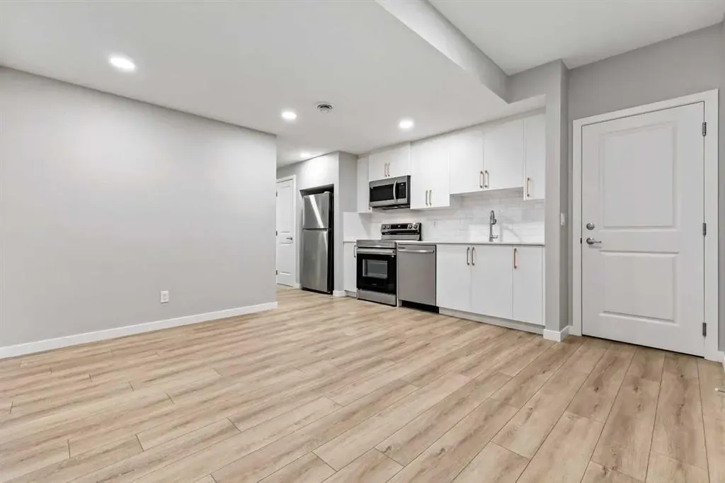 47 Finch Gardens SE