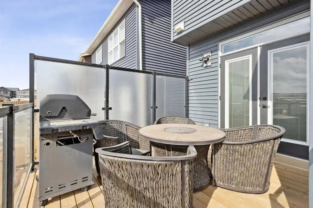 123 Mitchell Way NW