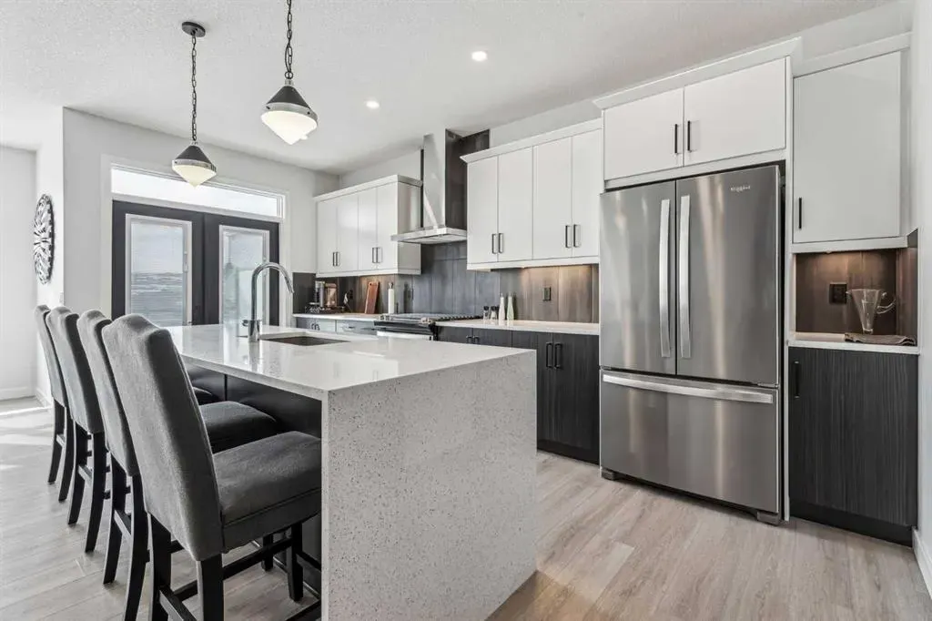 123 Mitchell Way NW