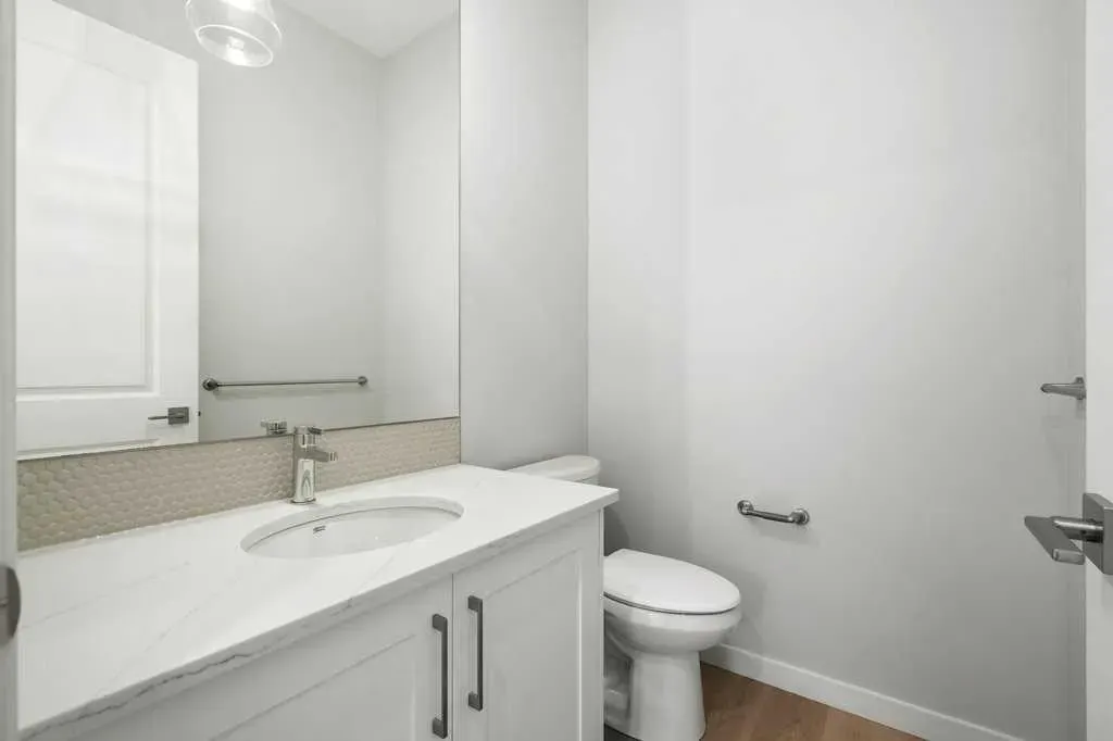651 Marine Drive SE