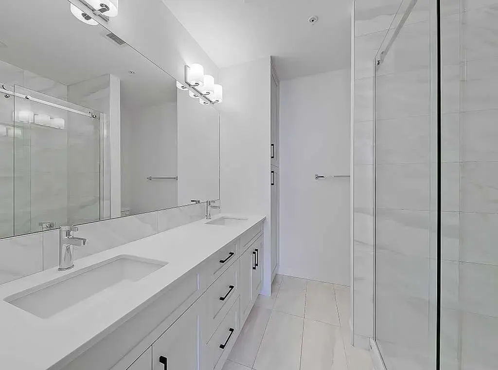 25 Walgrove SE, #201