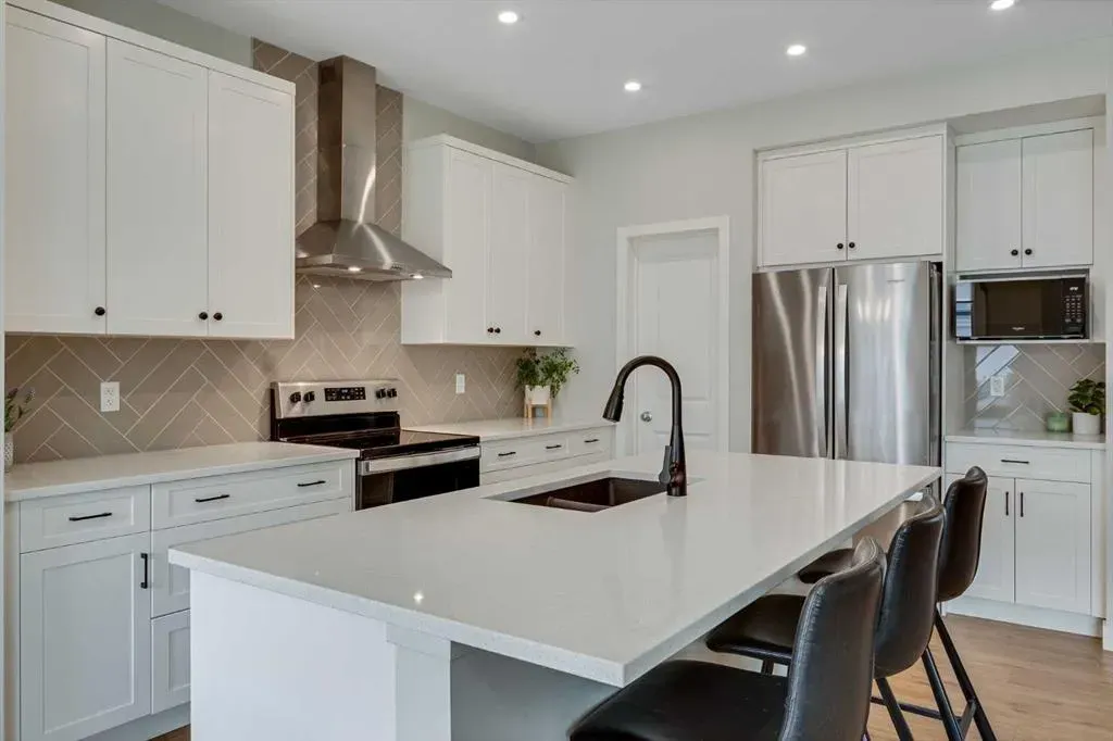101 Mallard Grove SE