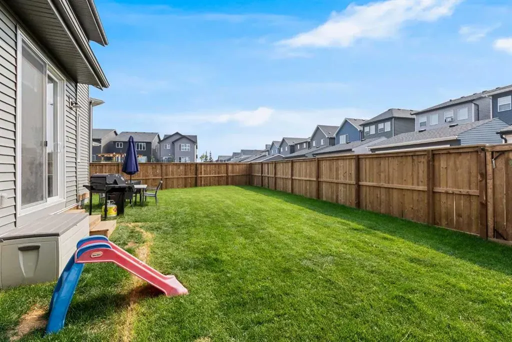 101 Mallard Grove SE