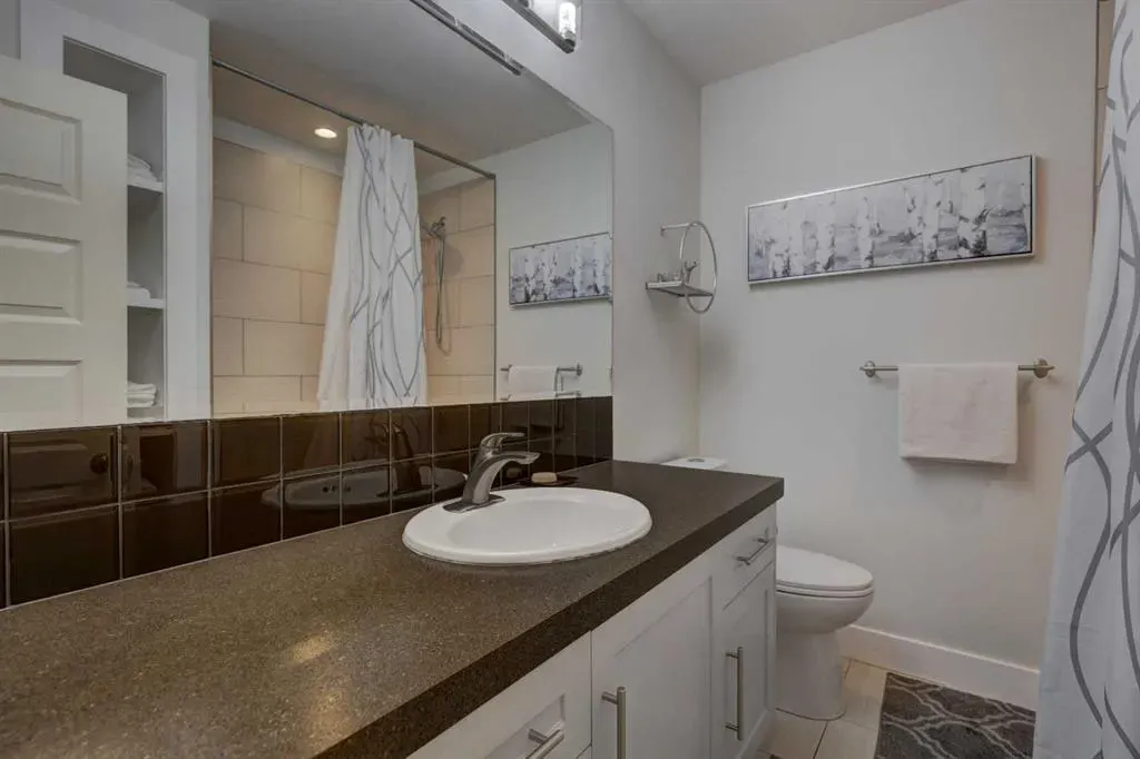 82 Gladys Ridge Road SW