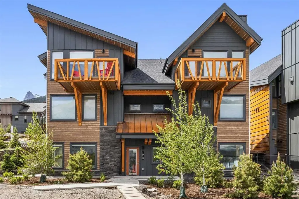 209 Stewart Creek Rise, #202L