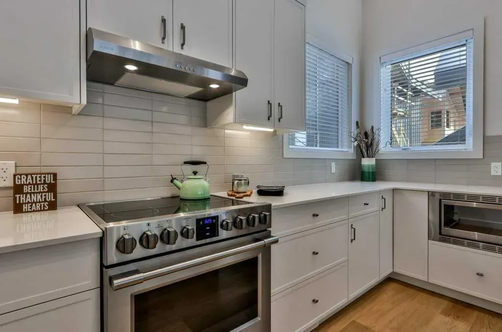 209 Stewart Creek Rise, #202L
