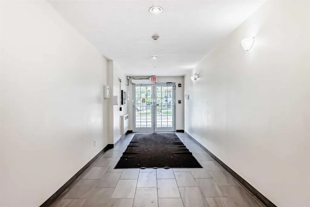 99 Copperstone Park SE, #2410