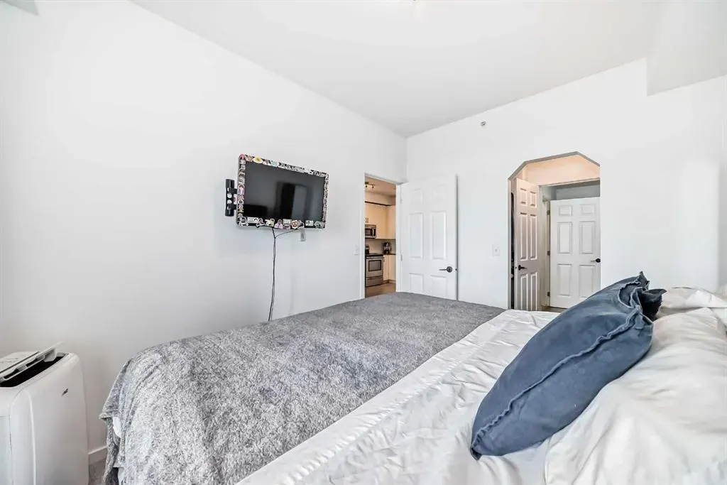 99 Copperstone Park SE, #2410