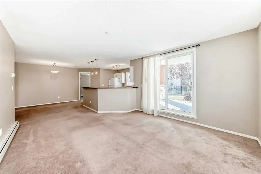 505 Railway Street W, #1101