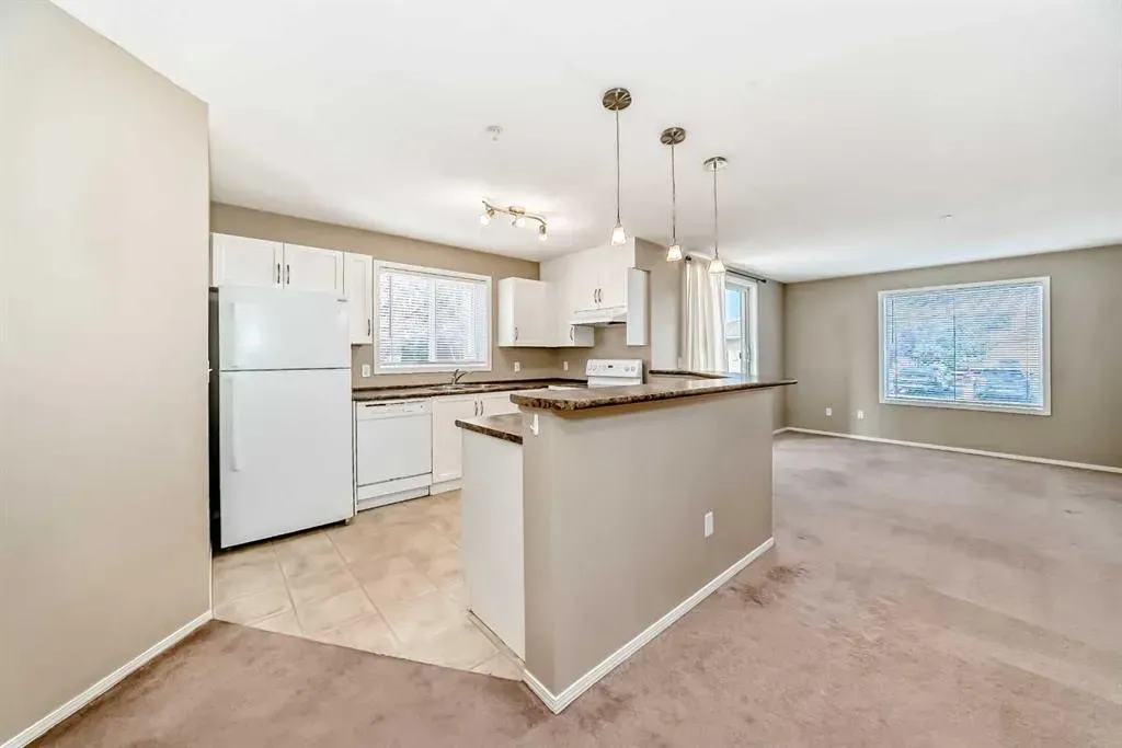 505 Railway Street W, #1101