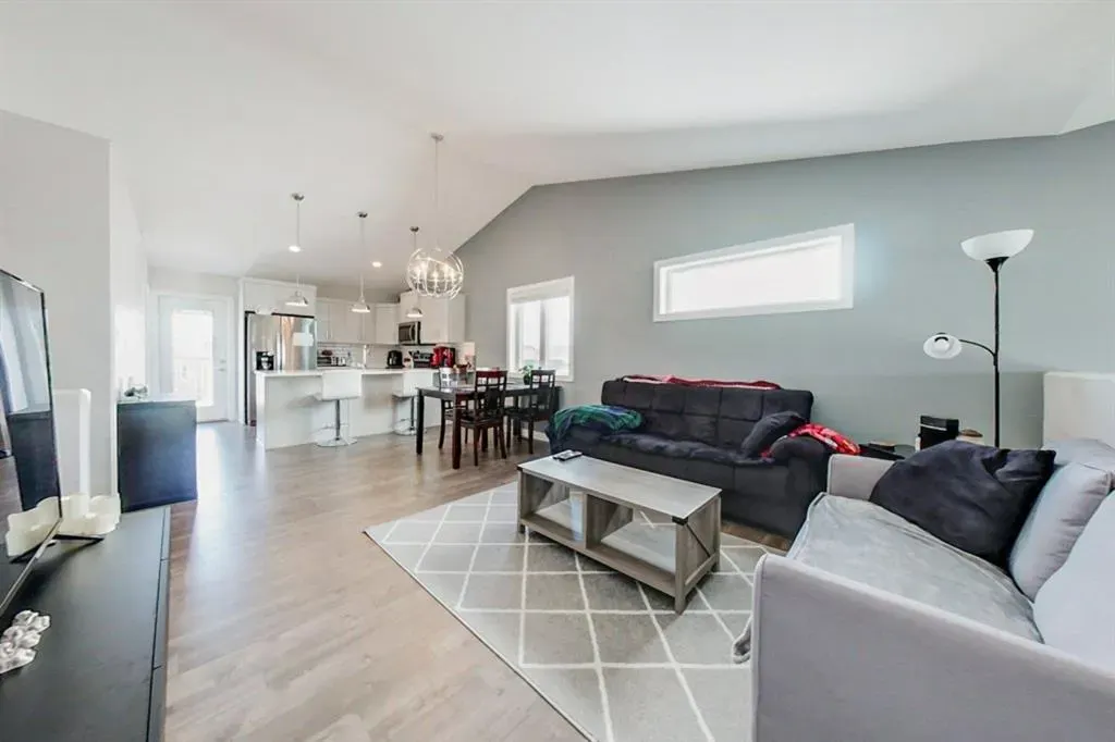 67 Kensington Road W