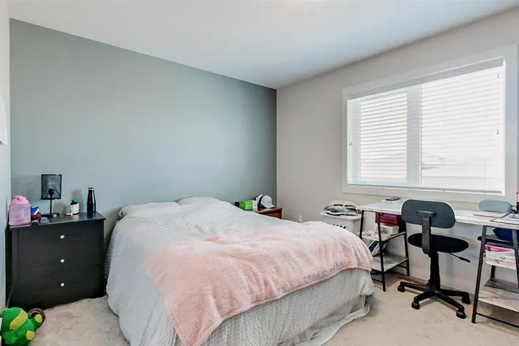 67 Kensington Road W