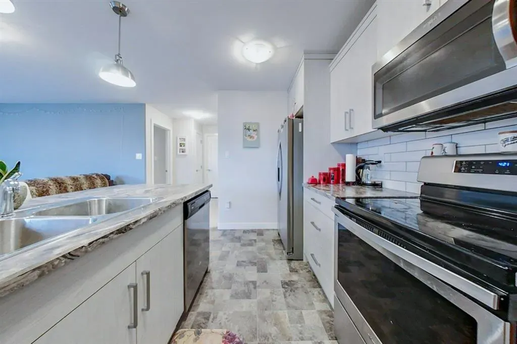 67 Kensington Road W
