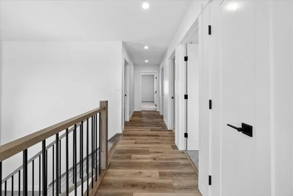 3 Lakewood Point