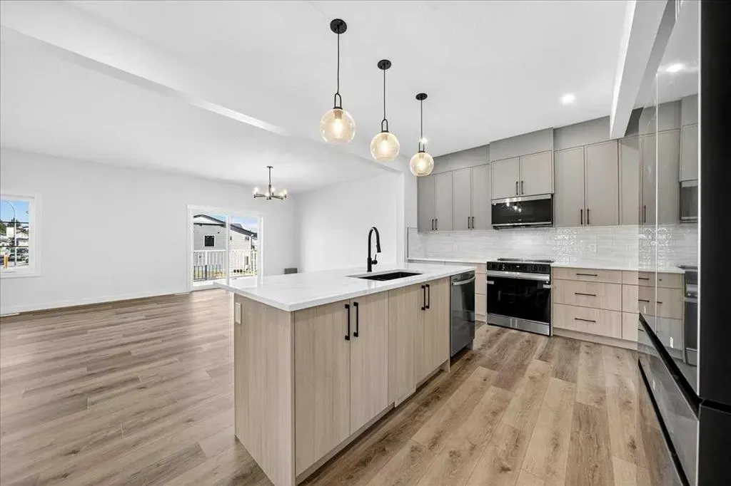 3 Lakewood Point