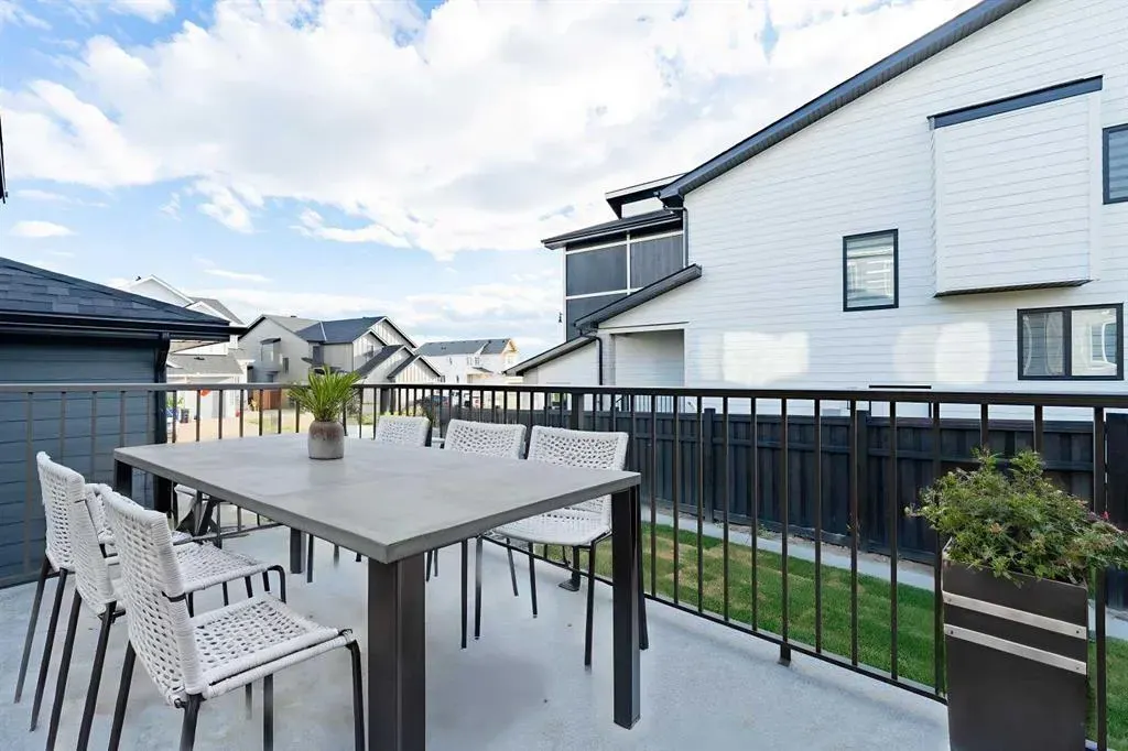 24 Sunvalley View