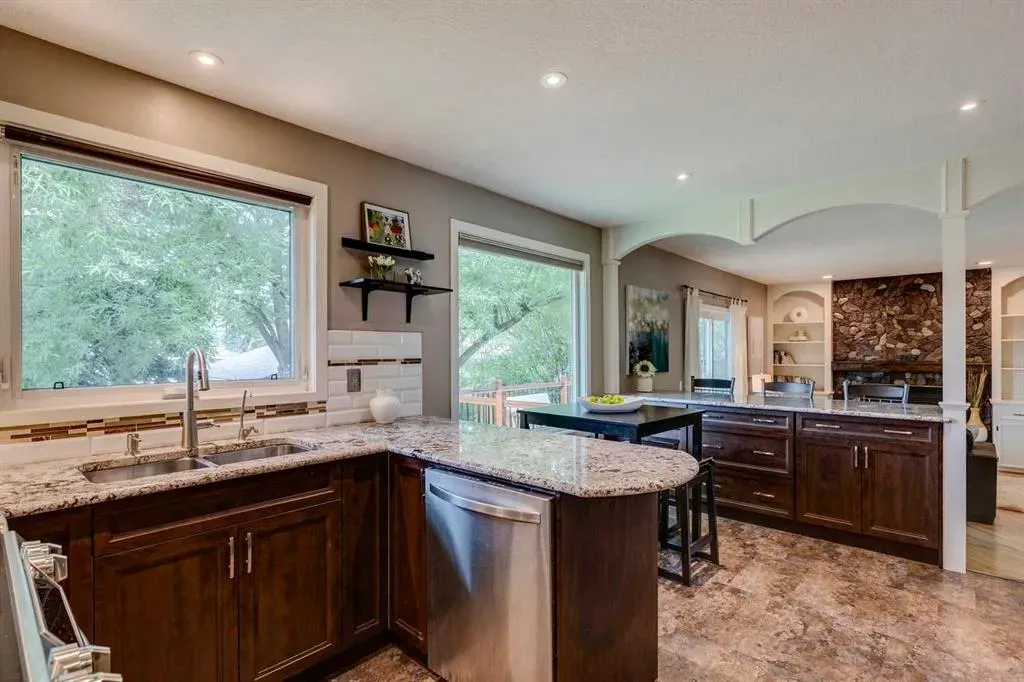 32 Brookpark Rise SW