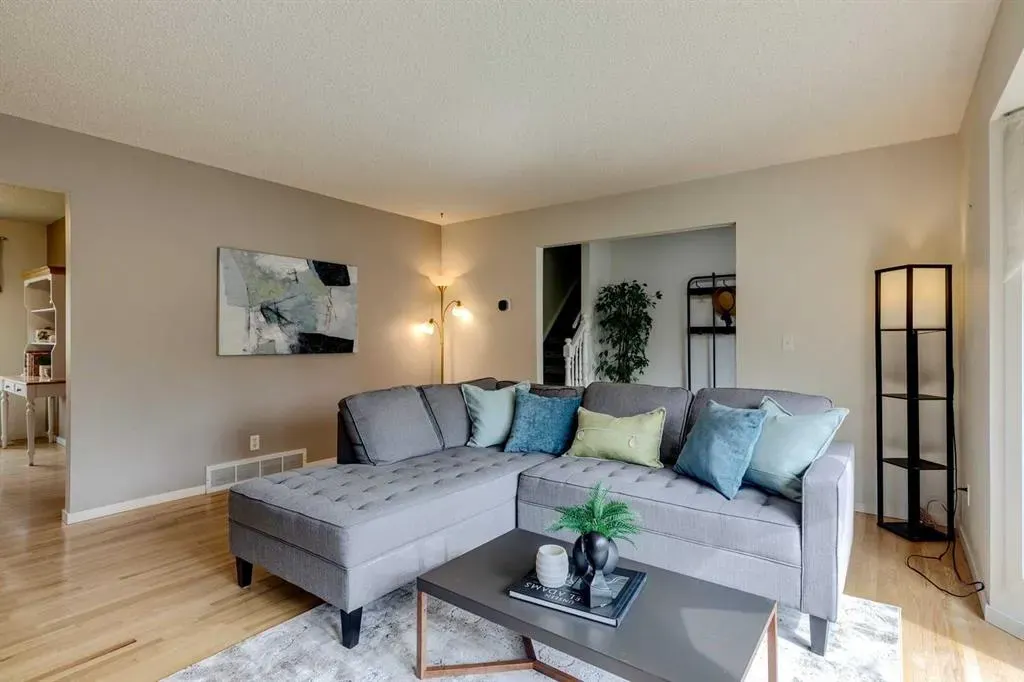 32 Brookpark Rise SW