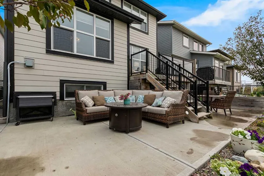 55 Sage Bluff Green NW