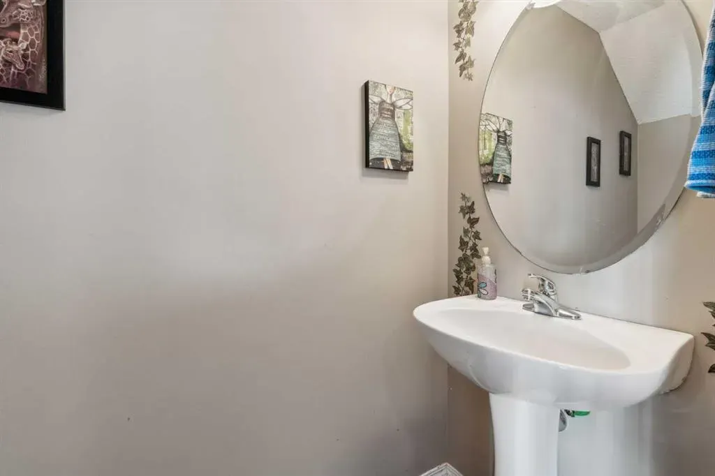 3198 New Brighton Gardens SE