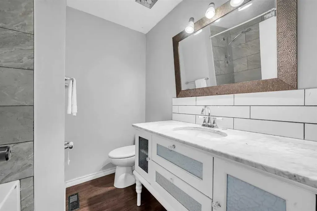 48 Street Street NE, #2207