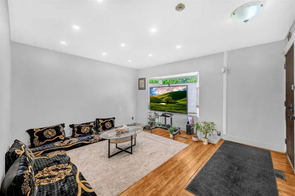 48 Street Street NE, #2207