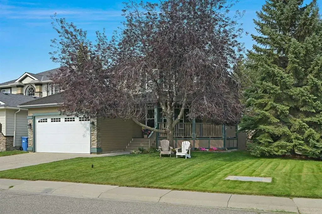 6 Chapala Crescent SE