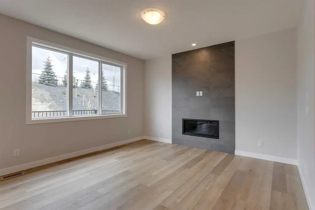 32 Willow Park Point