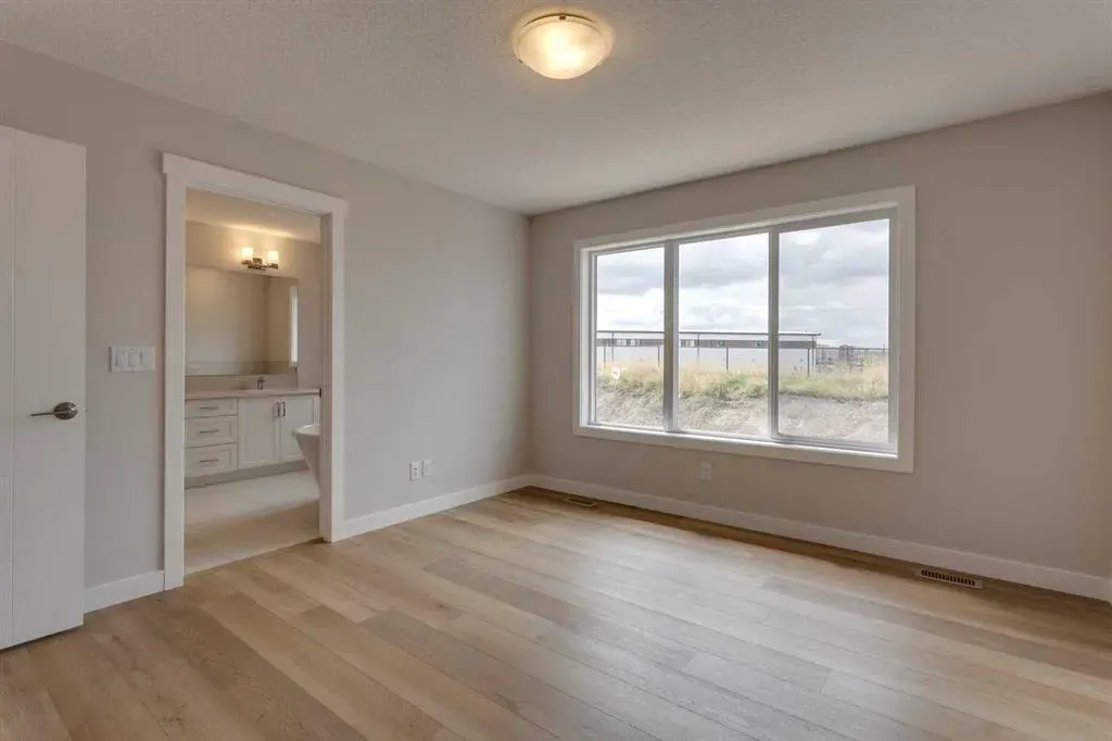 32 Willow Park Point