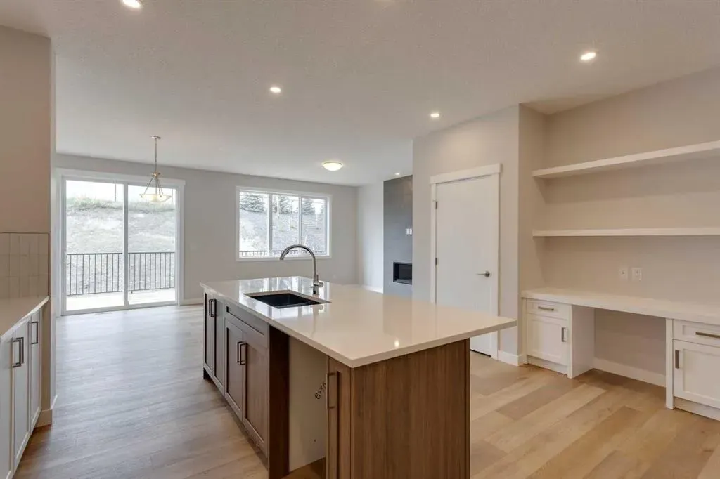 32 Willow Park Point