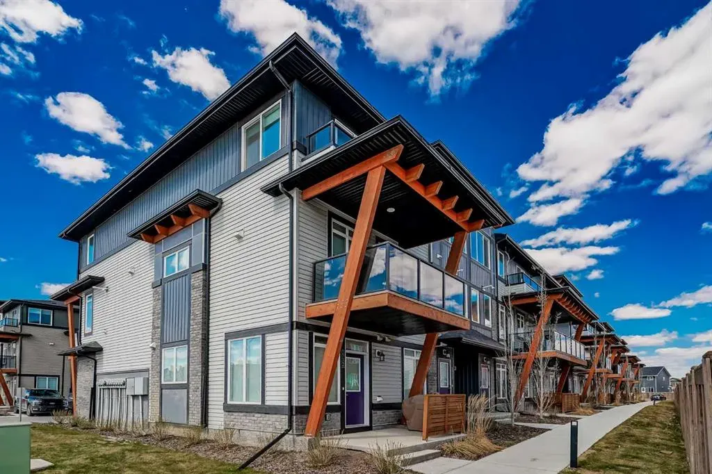 10060 46 Street NE, #511