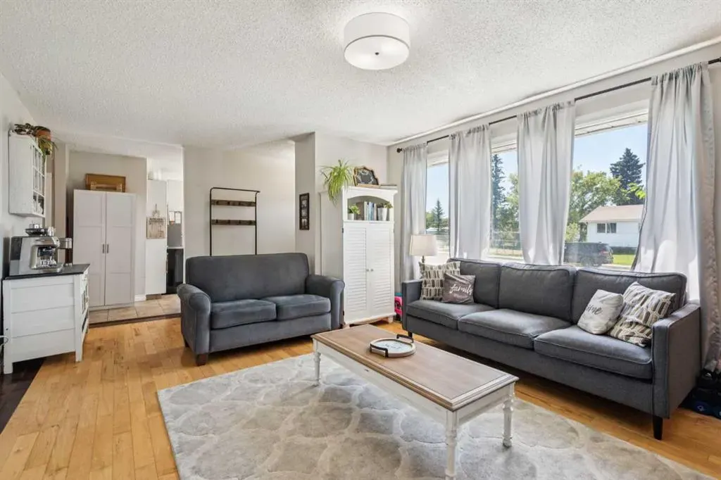 5606 50 Street