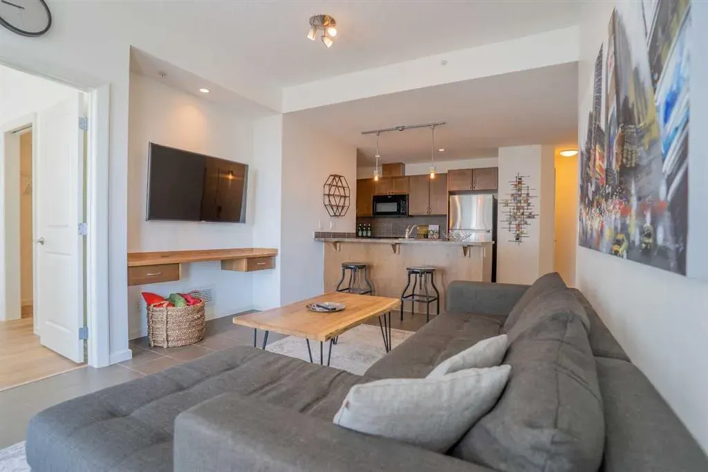 211 13 Avenue SE, #1408