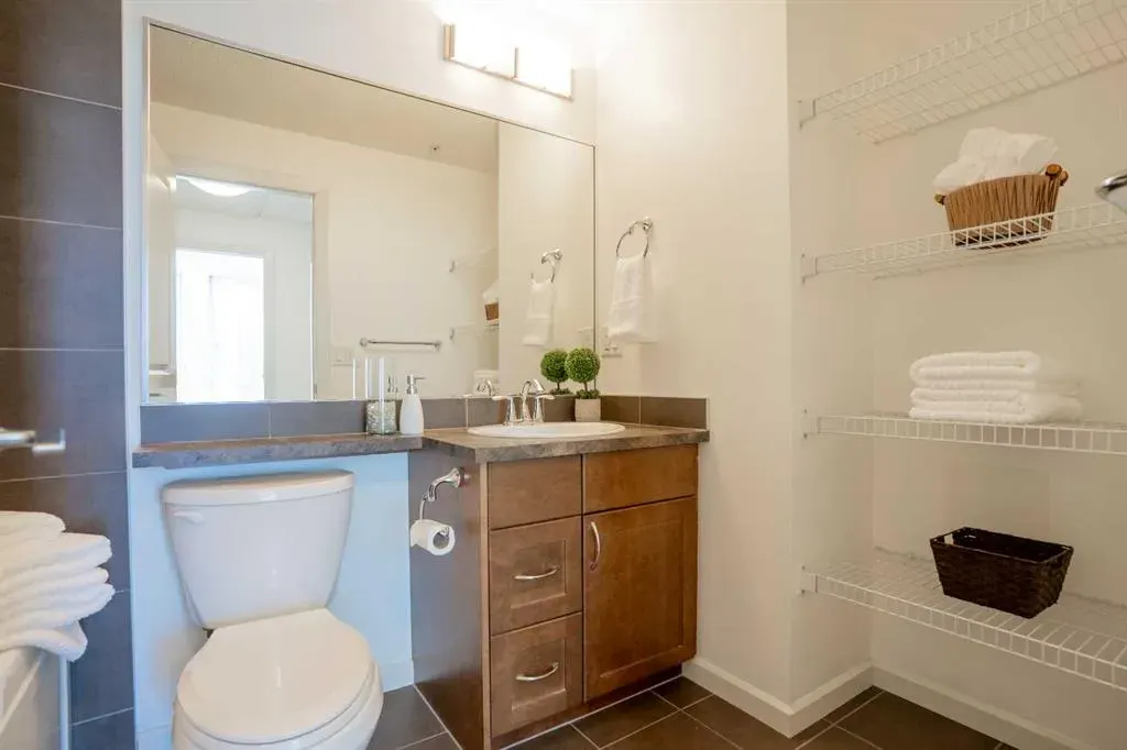 211 13 Avenue SE, #1408