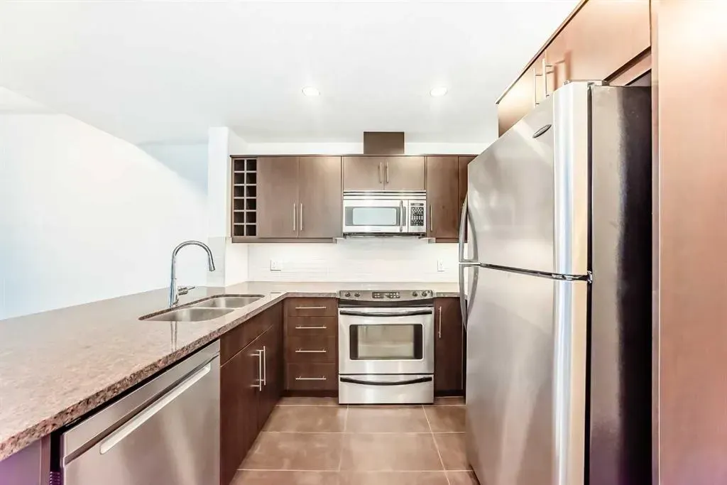 55 Spruce Place SW, #1606
