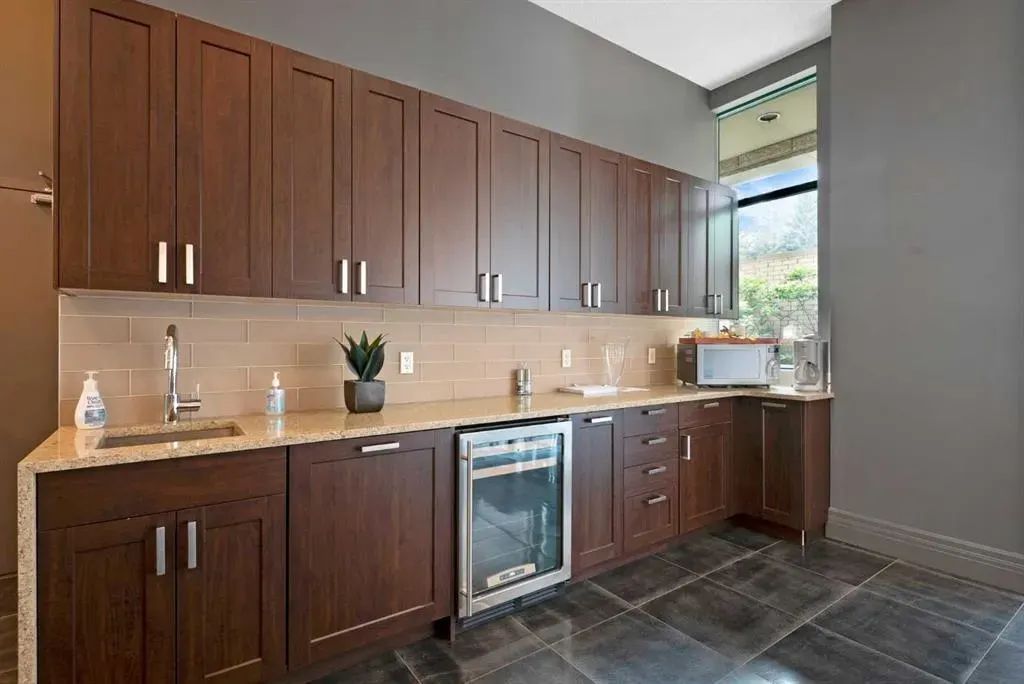 801 2 Avenue SW, #902