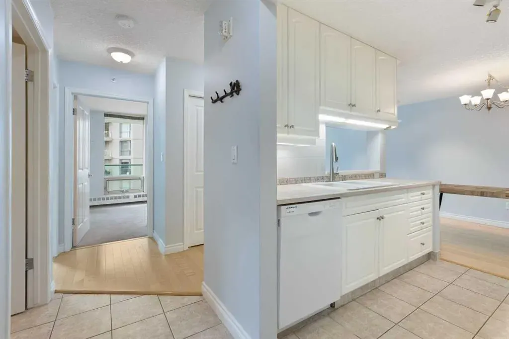 801 2 Avenue SW, #902