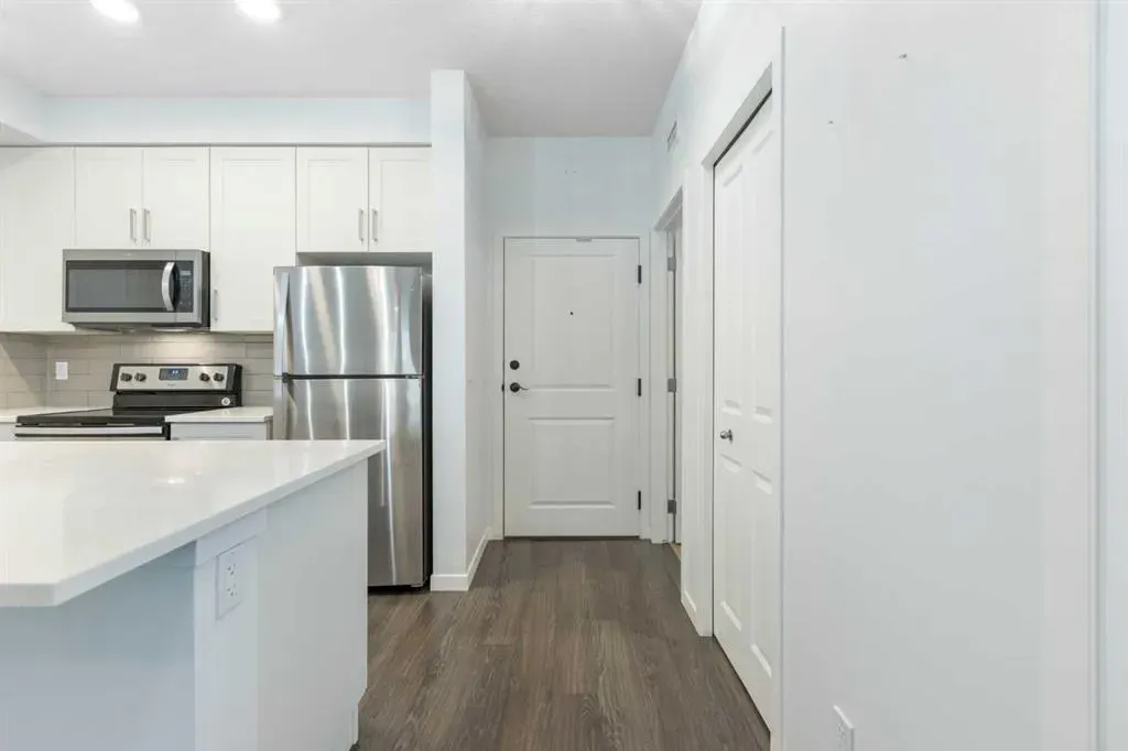 10 Mahogany Mews SE, #301
